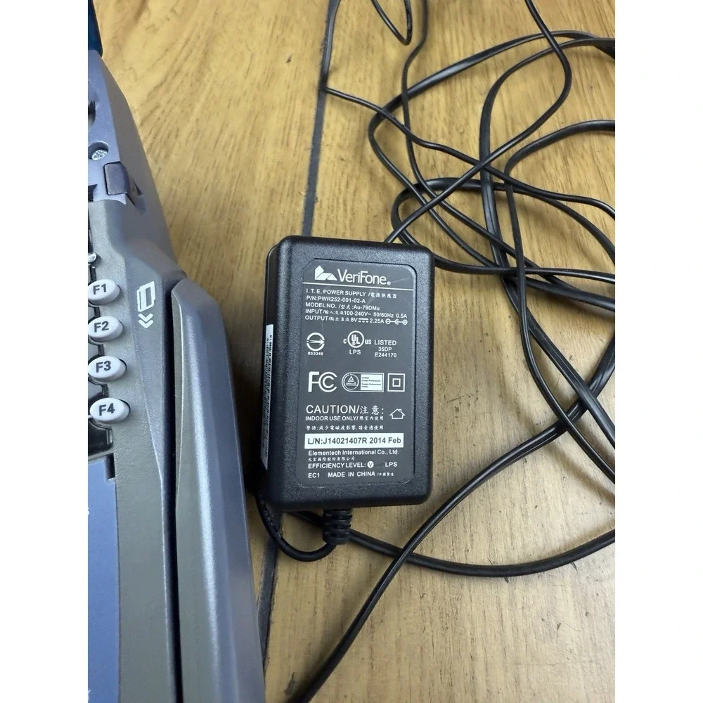VERIFONE OMNI 5100 ETHERNET‎ CREDIT CARD TRANSACTION TERMINAL CHARGER